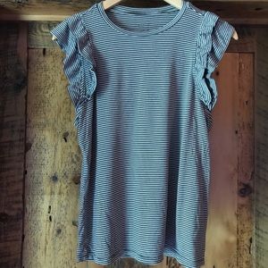 Ruffle sleeve tank top